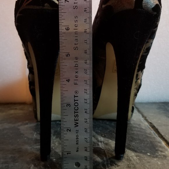 Exotic styling Paper Fox Platform Stiletto Pumps - Picture 7 of 10